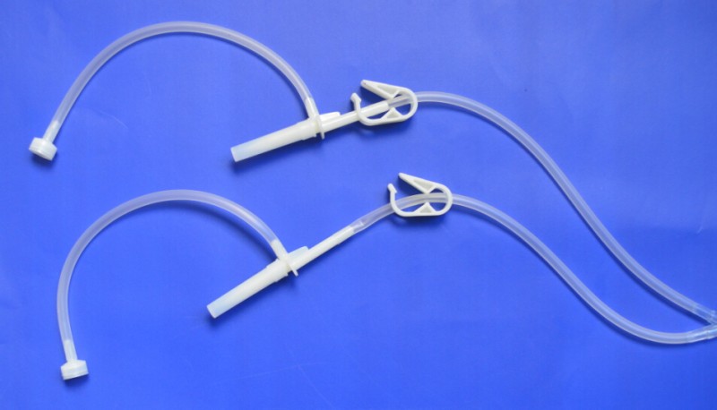 一次性使用輸液器帶針