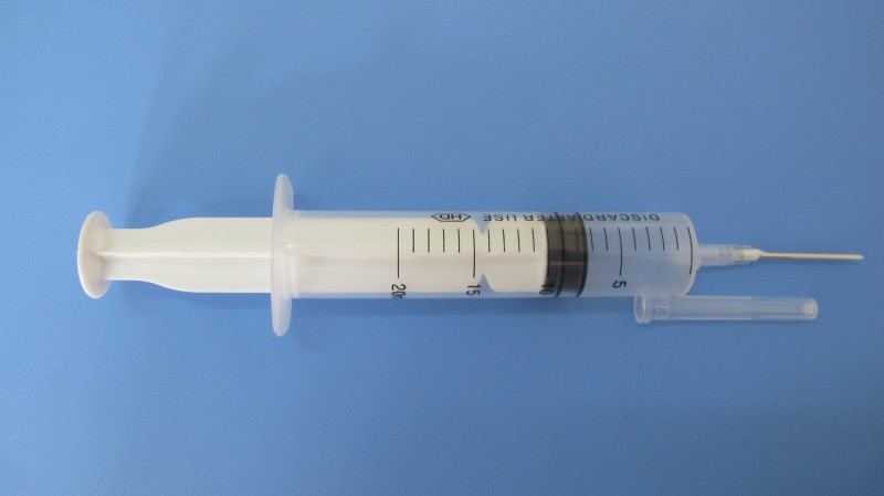 一次性使用無菌溶藥器20ml