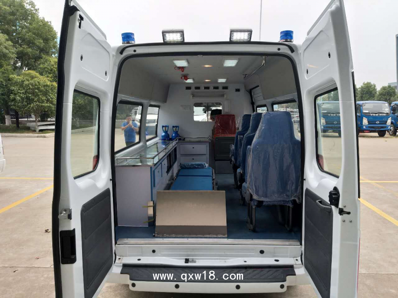 醫(yī)療救護車 監(jiān)護型