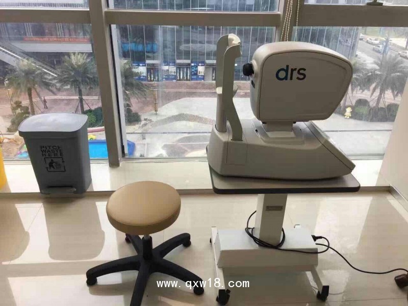 眼底照相機(jī)