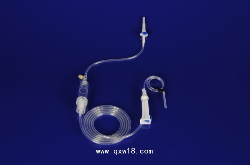 一次性使用輸液器 帶針（帶緩排空件、止液型）