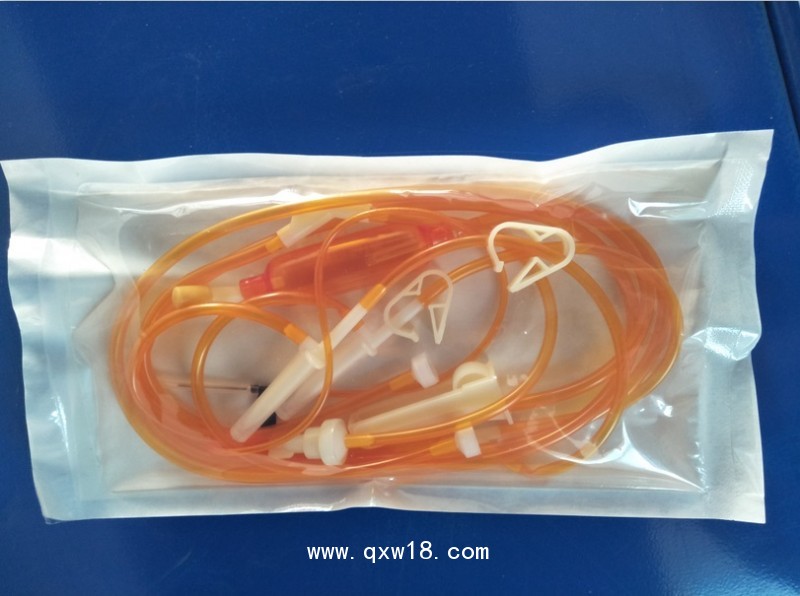 一次性使用避光輸液器 帶針