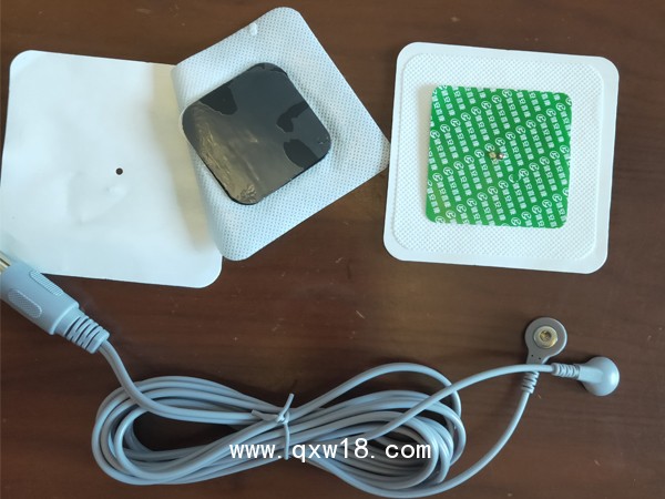 電腦中低頻治療儀