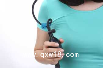 上班族緩解頸椎疼痛神器透氣保暖頸部牽引器