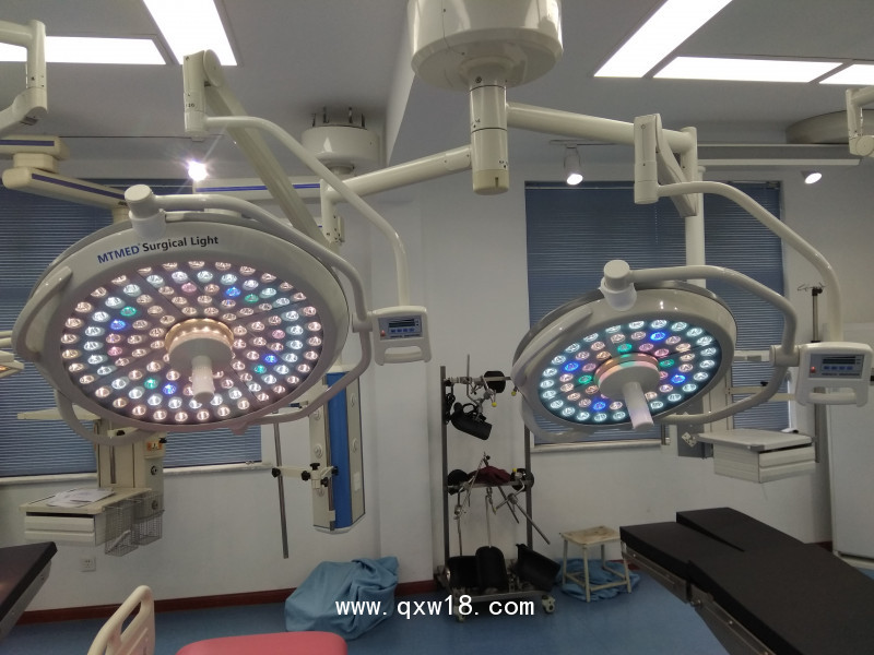 LED手術(shù)無影燈