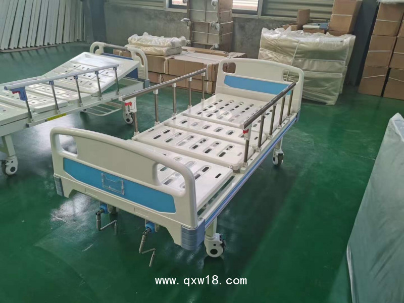 欣雨辰醫(yī)療 YC-B06 ABS雙搖護理床 沖孔病床