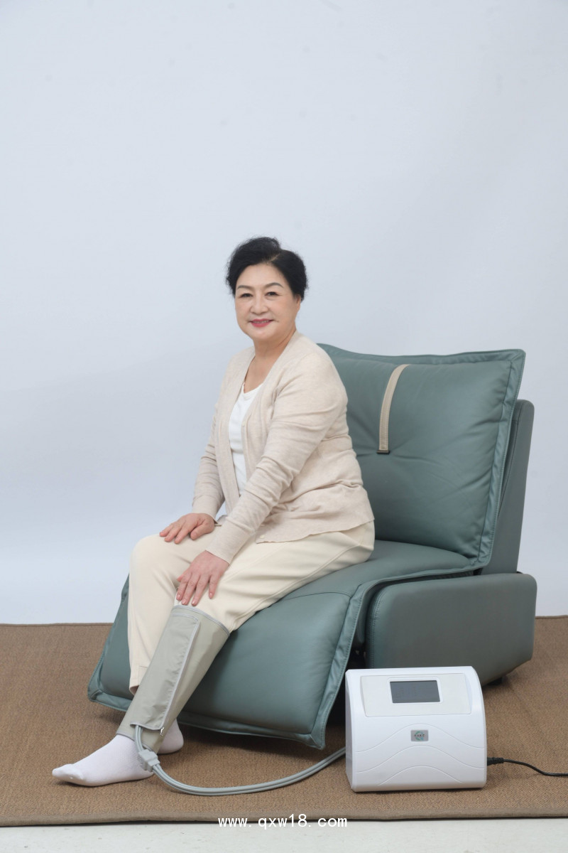 間歇脈沖加壓抗栓系統(tǒng)QJ-H400梯度+空氣波+足泵三合一機(jī)型